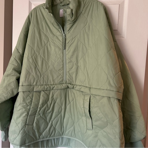 ❤️MAKE OFFER❤️ Old Navy Active green packable quilted half zip pullover PLUS XXL - Picture 7 of 9